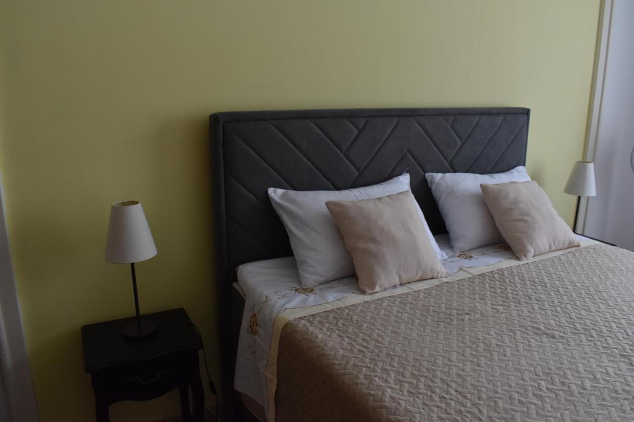 Apartment Riviera Пула Екстериор снимка