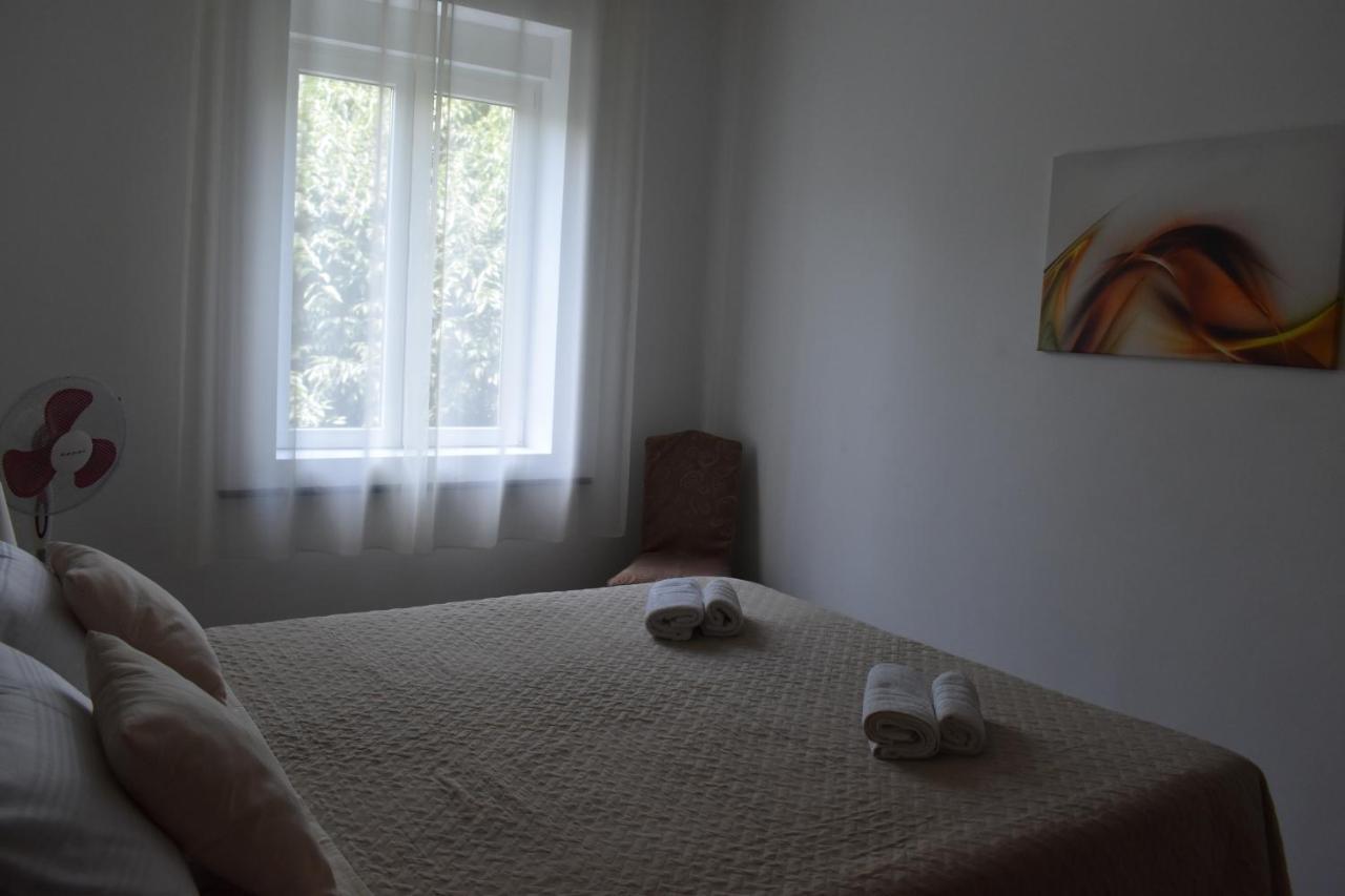 Apartment Riviera Пула Екстериор снимка