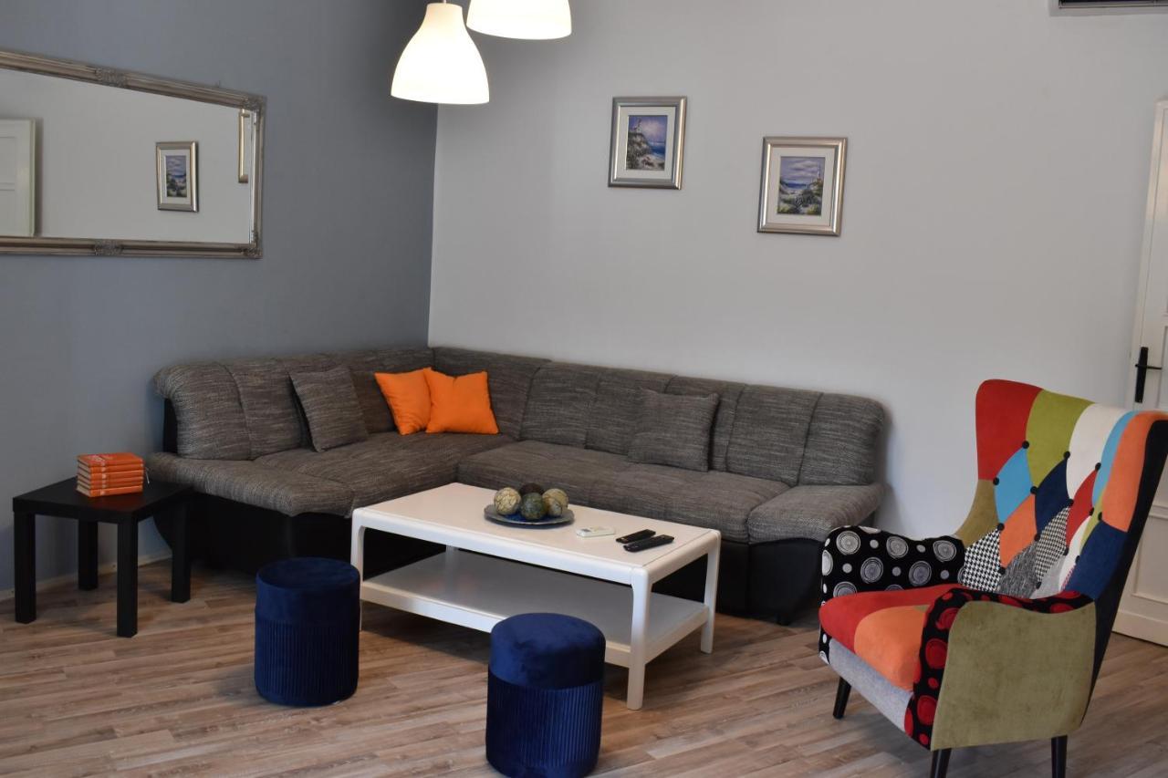Apartment Riviera Пула Екстериор снимка